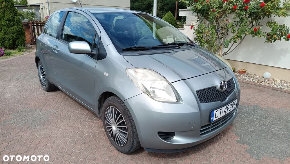 Toyota Yaris 1.3 Luna - 1