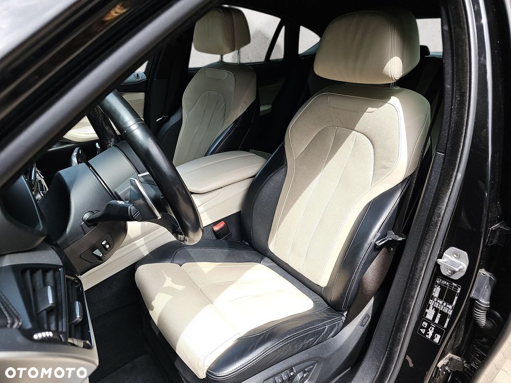BMW X6 - 11