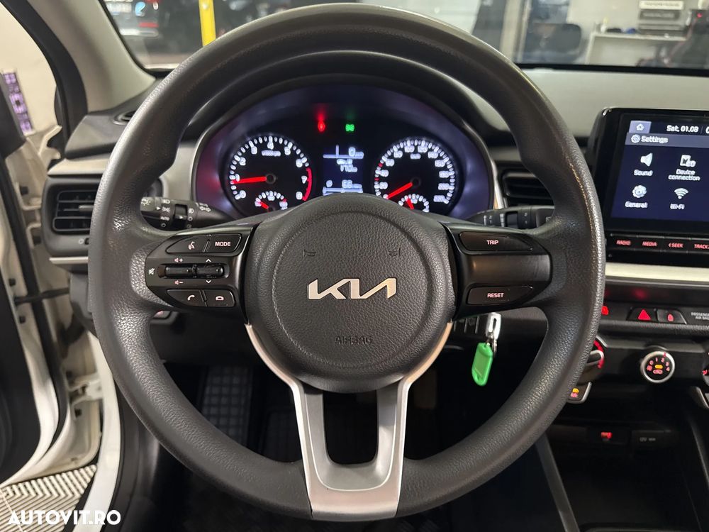 Kia Stonic - 16