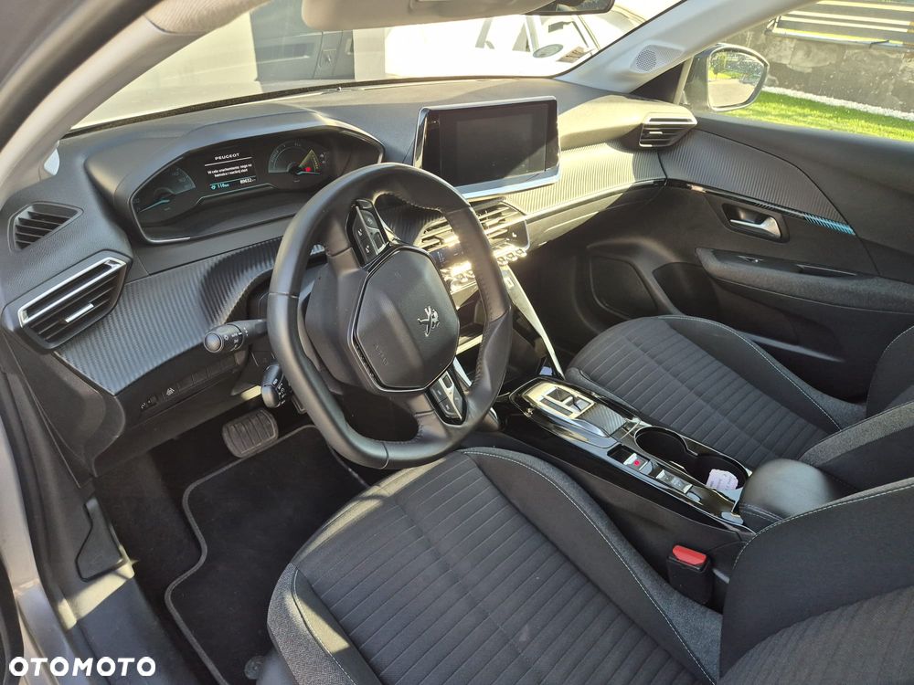 Peugeot 208 50kWh Style - 10