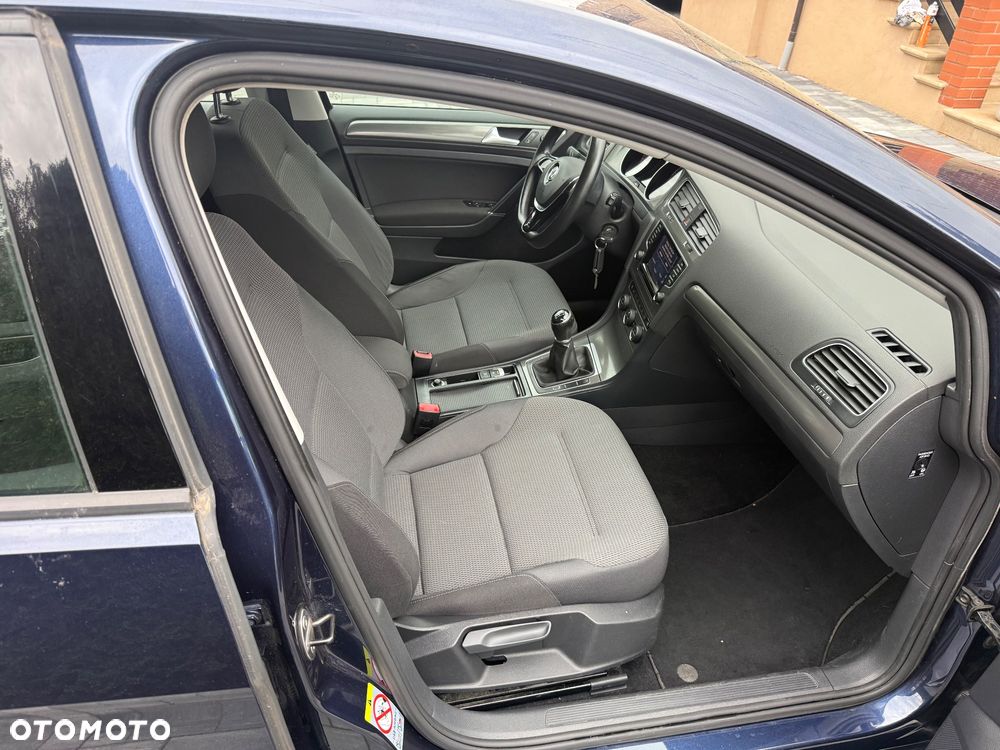 Volkswagen Golf 2.0 BlueTDI Comfortline - 17