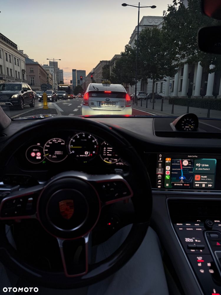 Porsche Panamera 4 - 29