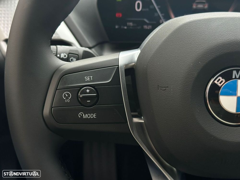 BMW 116 d Pack Desportivo M Auto - 18