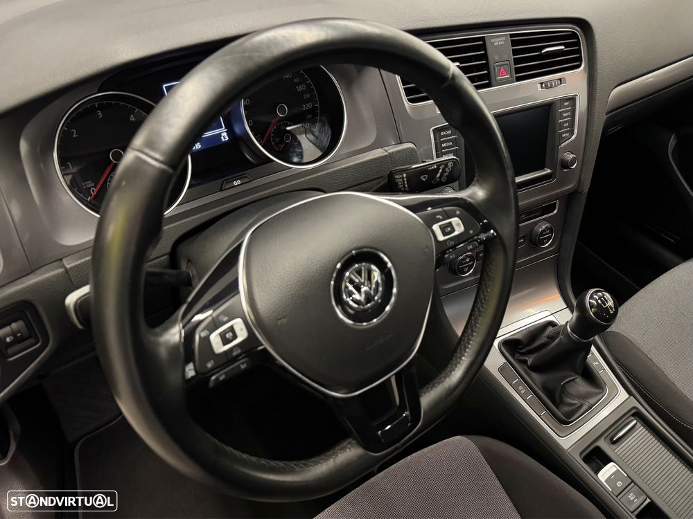 VW Golf 1.6 TDi GPS Edition - 17