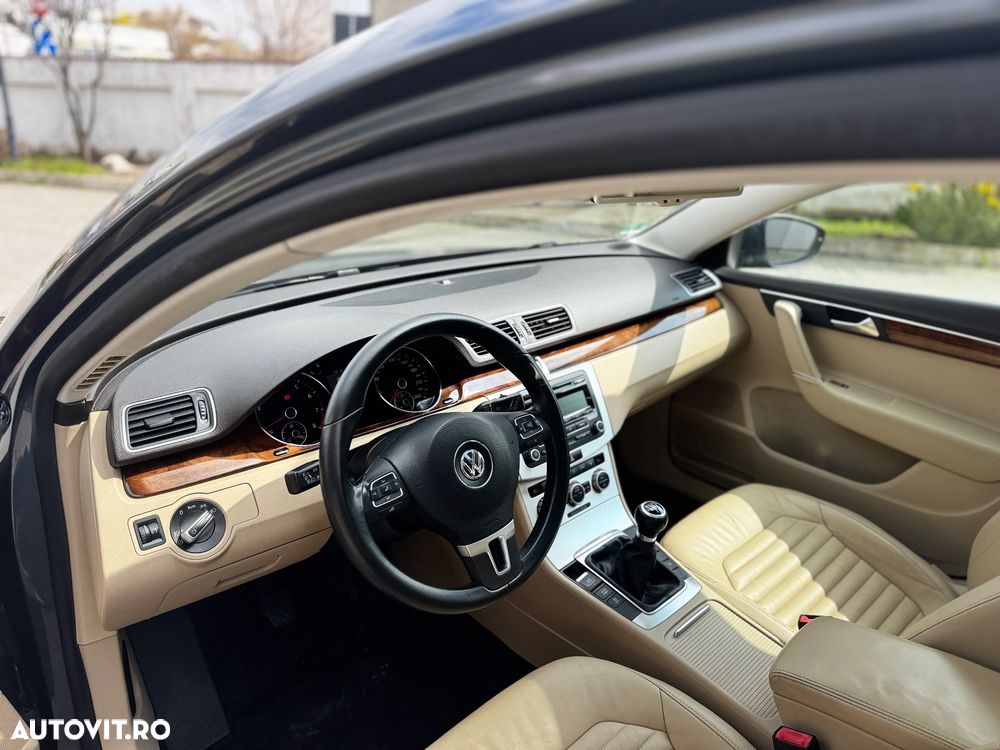 Volkswagen Passat 1.4 TSI BlueMotion Technology Highline - 16