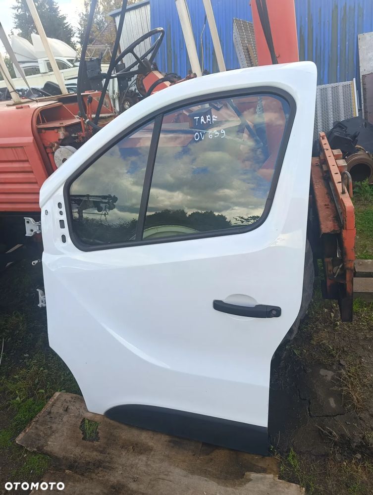Drzwi przednie lewe Trafic 3 Vivaro OV639