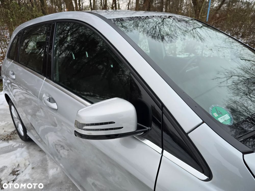 Mercedes-Benz Klasa B 180 (BlueEFFICIENCY) - 10