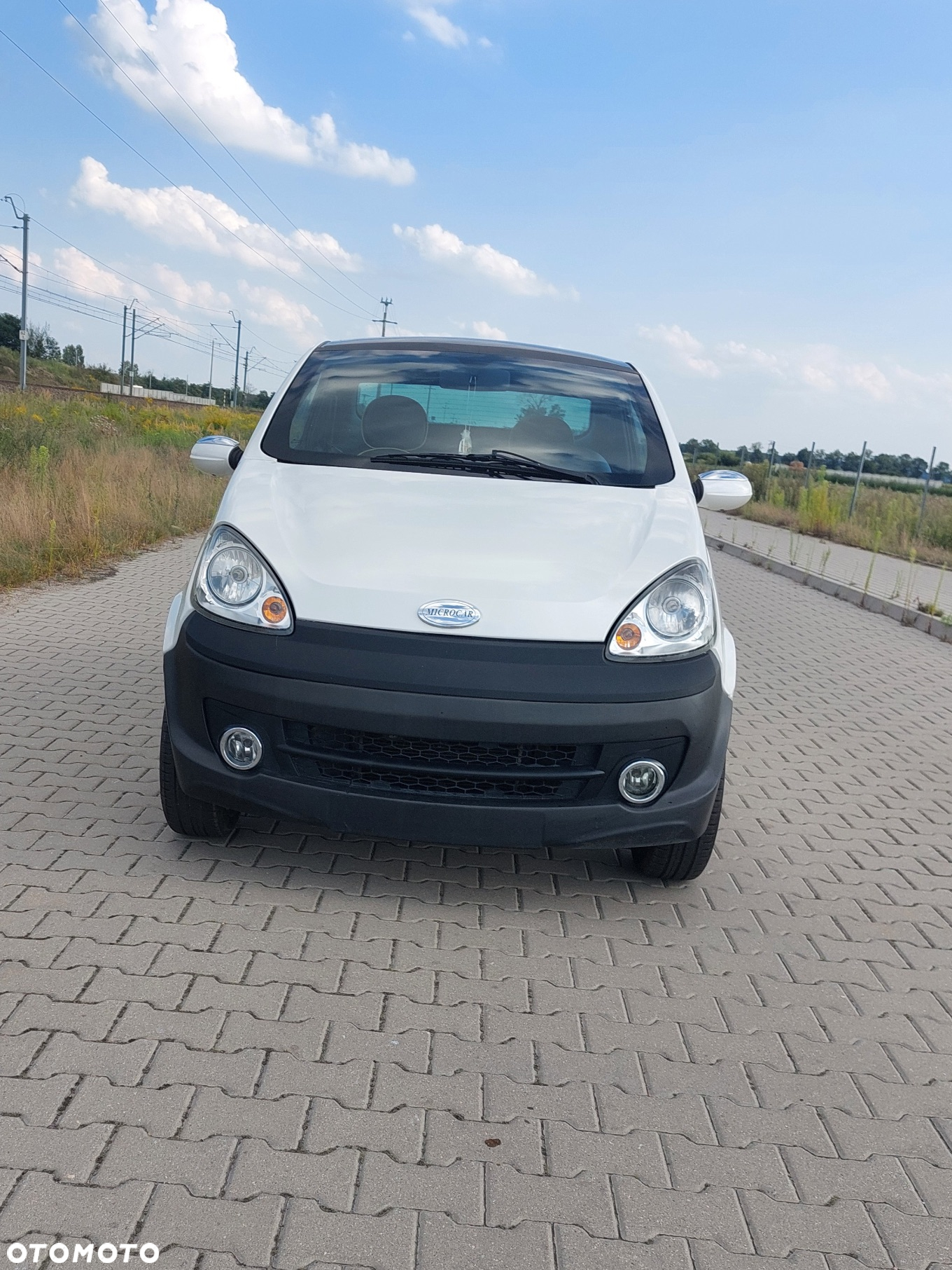 Microcar M.GO - 8