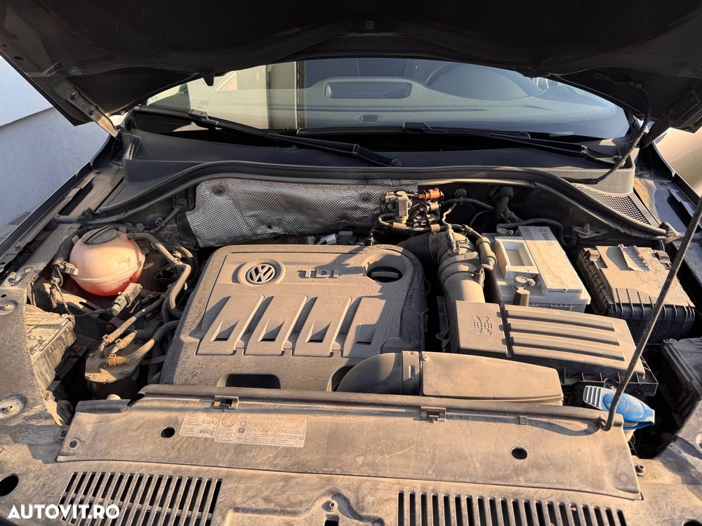 Volkswagen Tiguan 2.0 TDI 4Motion DSG Track & Field - 6