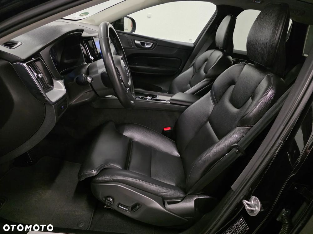 Volvo XC 60 B4 D Ultimate Dark - 7