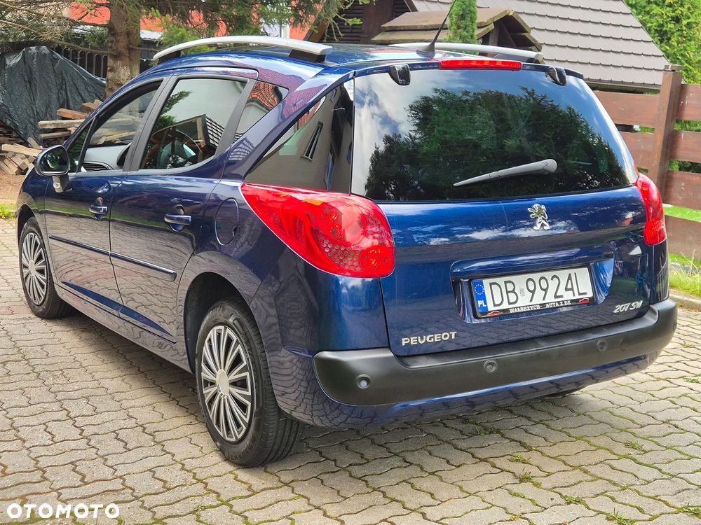 Peugeot 207 - 7