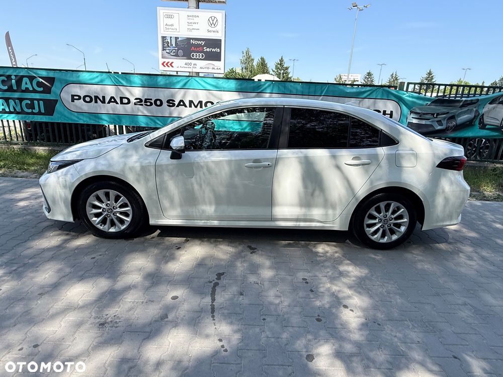 Toyota Corolla 1.8 Hybrid Comfort - 14