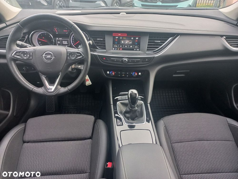 Opel Insignia 2.0 CDTI Enjoy S&S - 11