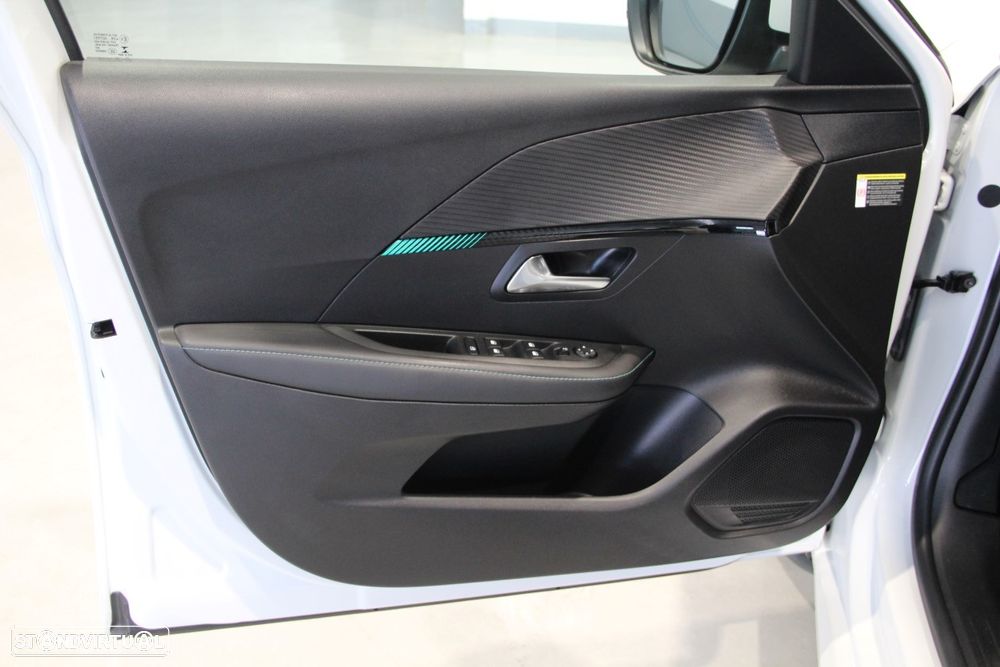 Peugeot e-208 50 kWh Allure - 5