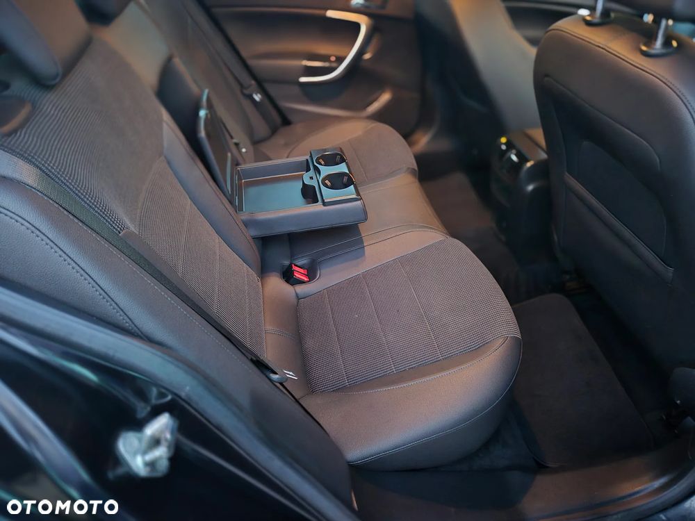 Opel Insignia 2.0 CDTI Design Edition - 27
