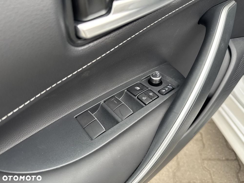 Toyota Corolla 1.8 Hybrid Style - 21