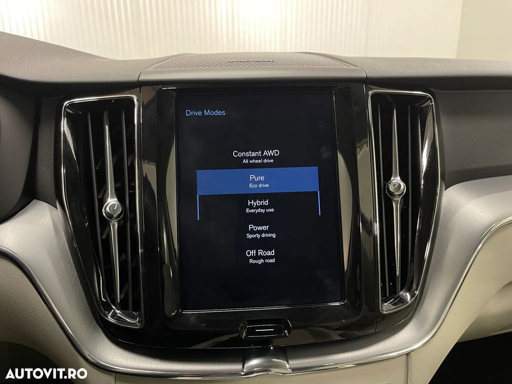 Volvo XC 60 Recharge T8 Twin Engine eAWD Inscription - 15