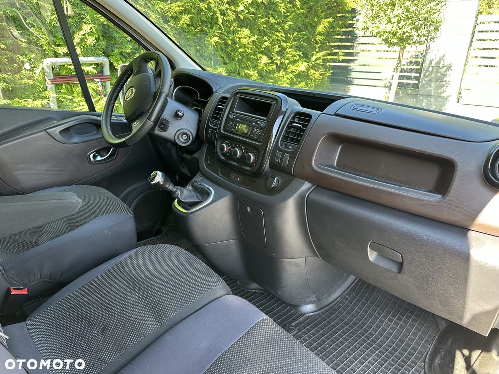 Renault Trafic - 15