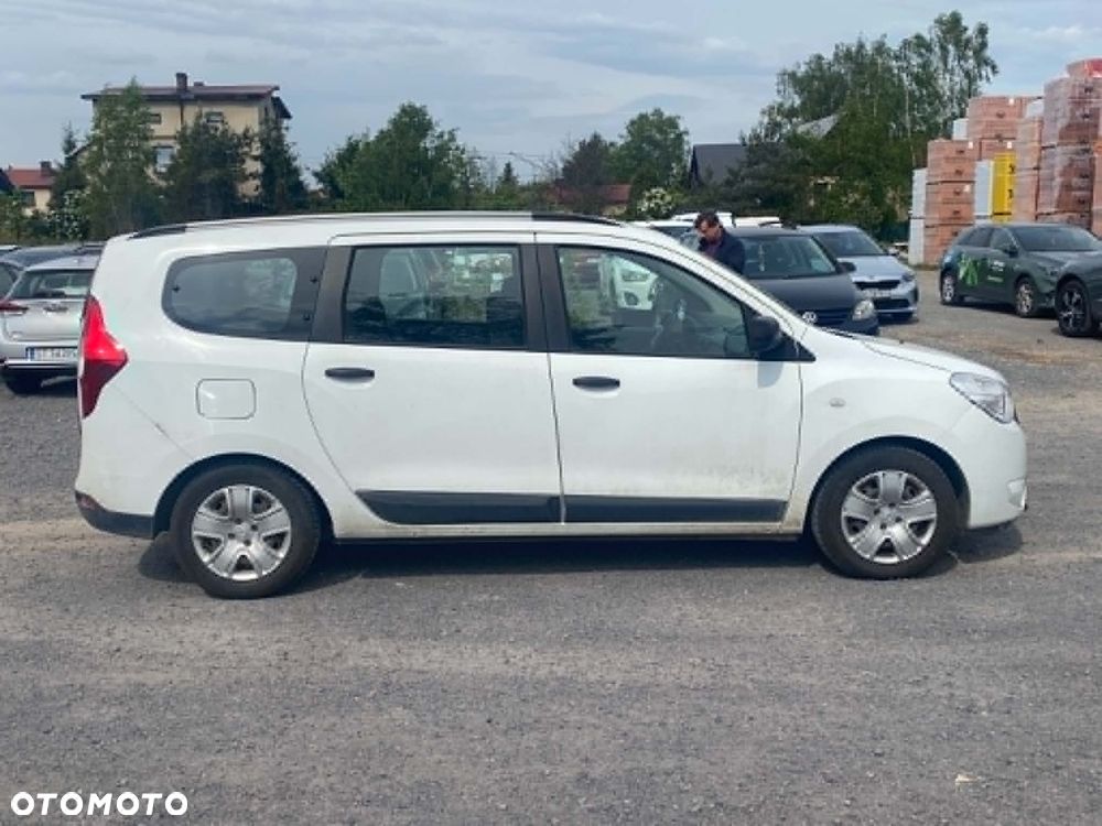 Dacia Lodgy 1.2 TCe Stepway - 4