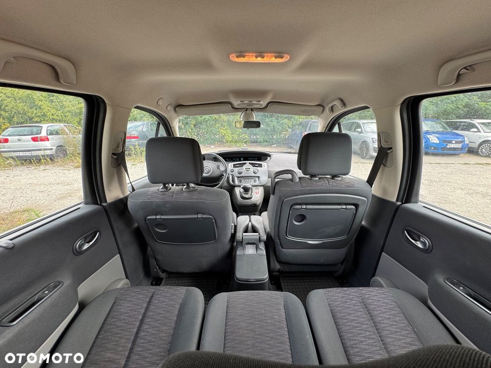 Renault Scenic - 18