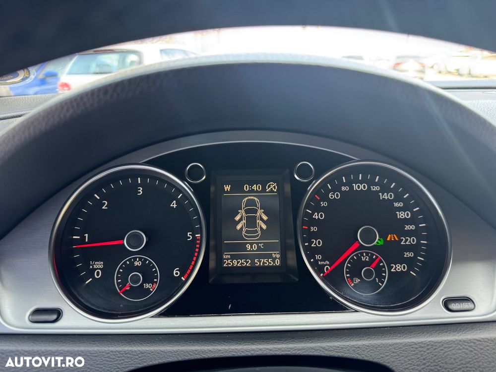Volkswagen Passat CC 2.0 TDI BlueMotion Technology DSG - 19