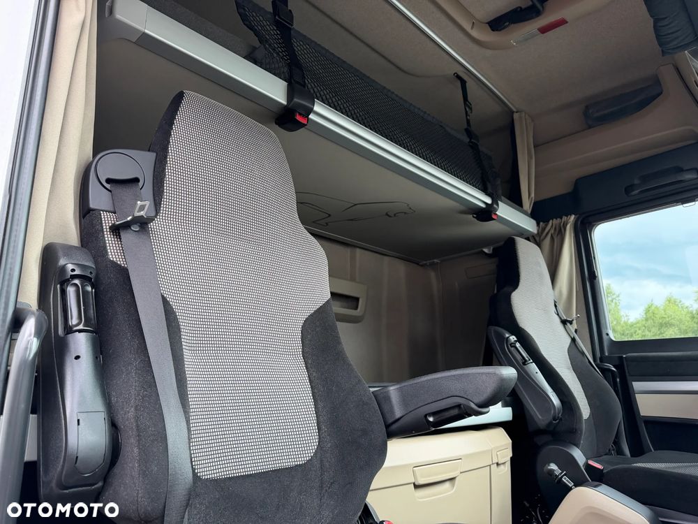 MAN TGX 18.460 RETARDER / MEGA / TYLKO 568 149 KM PRZEBIEGU / LOW DECK / 2 ZBIORNIKI PALIWOWE / LODÓWKA / BARDZO ŁADNE OPONY / 2018 ROK !! - 22
