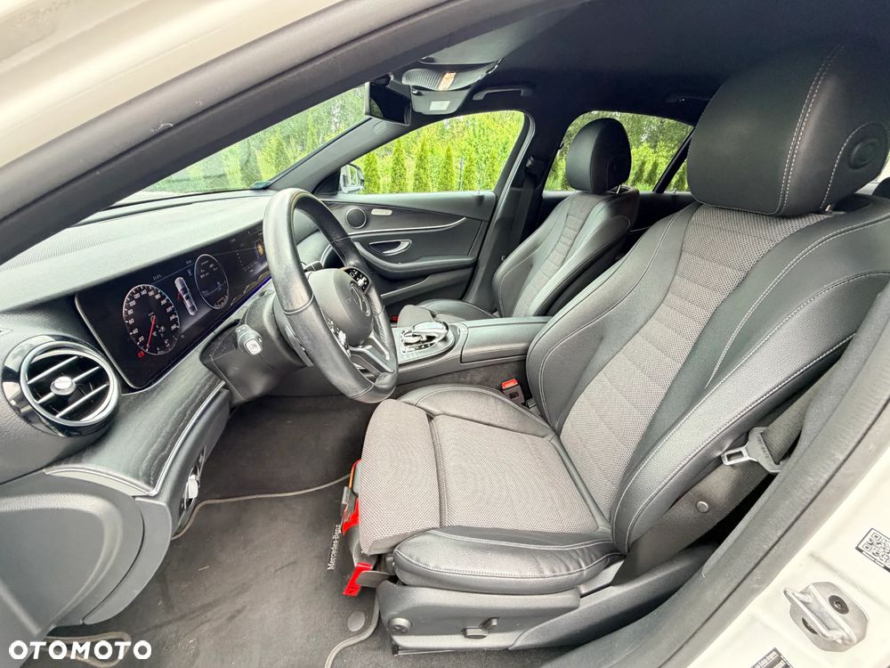 Mercedes-Benz Klasa E 220 d 4-Matic - 15