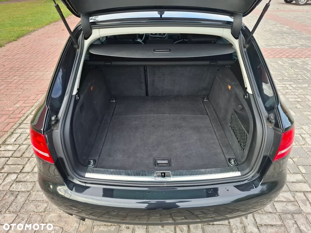 Audi A4 Avant - 15