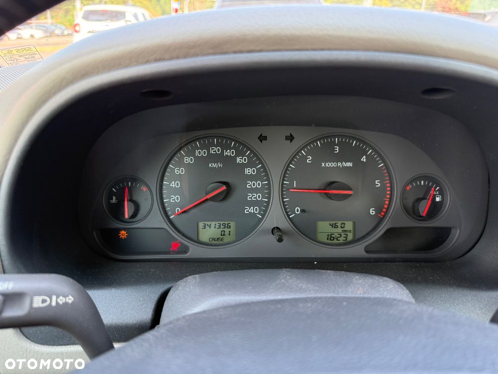 Volvo S40 1.9D Sport - 8