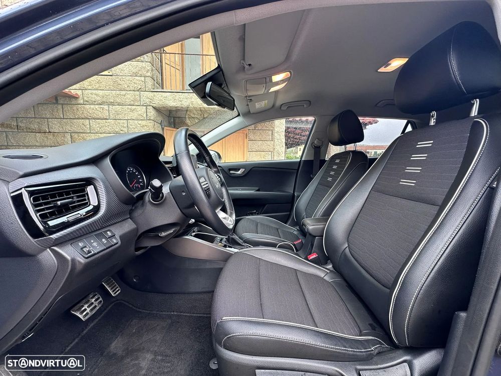 Kia Stonic 1.0 T-GDI Tech 7DCT - 12