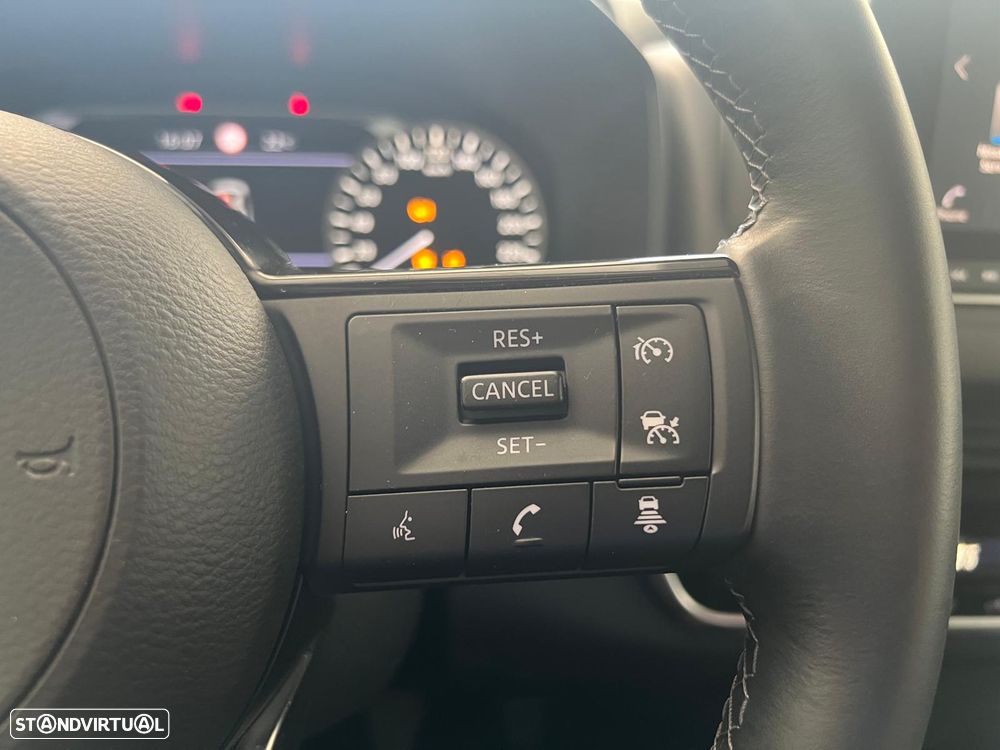 Nissan Qashqai 1.3 DIG-T Acenta LED+R - 21