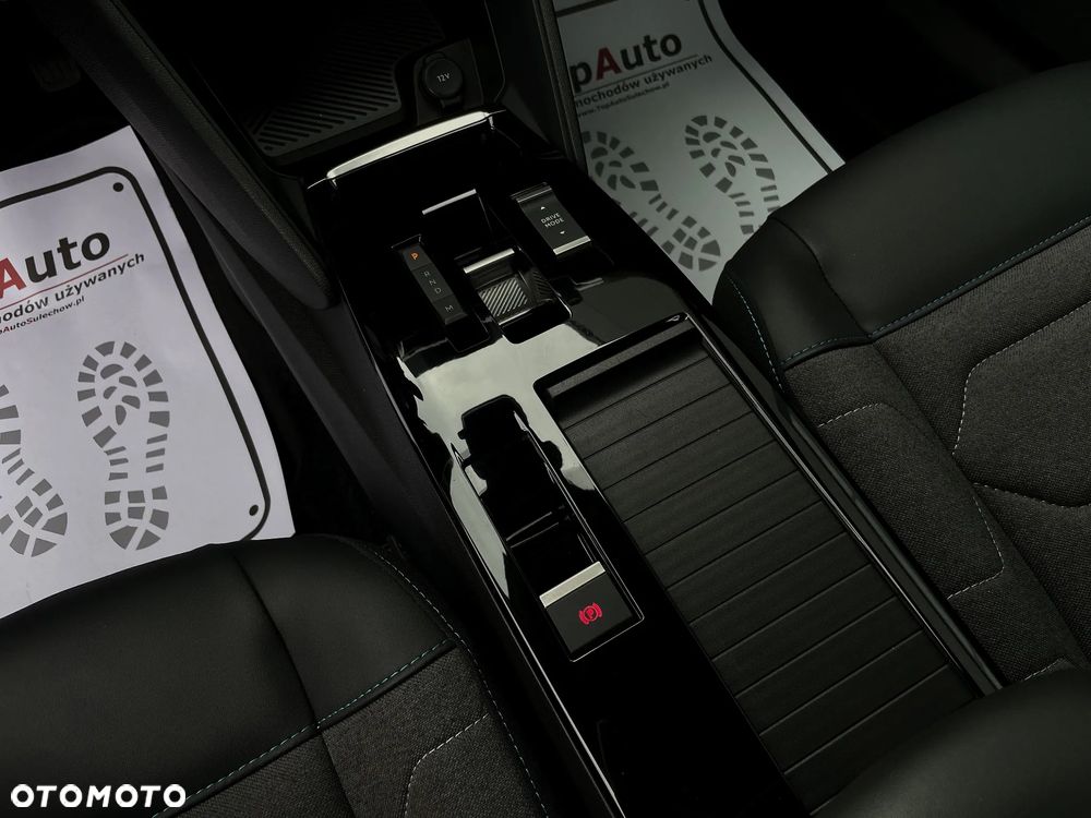Citroën C4 PureTech 130 Stop&Start EAT8 PLUS - 36