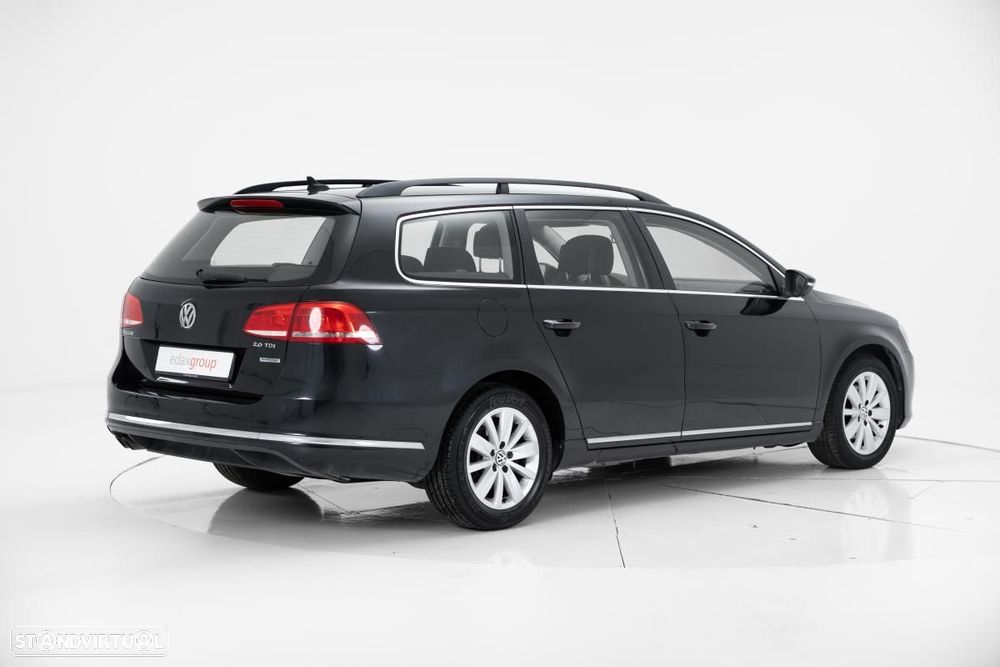 VW Passat Variant - 4
