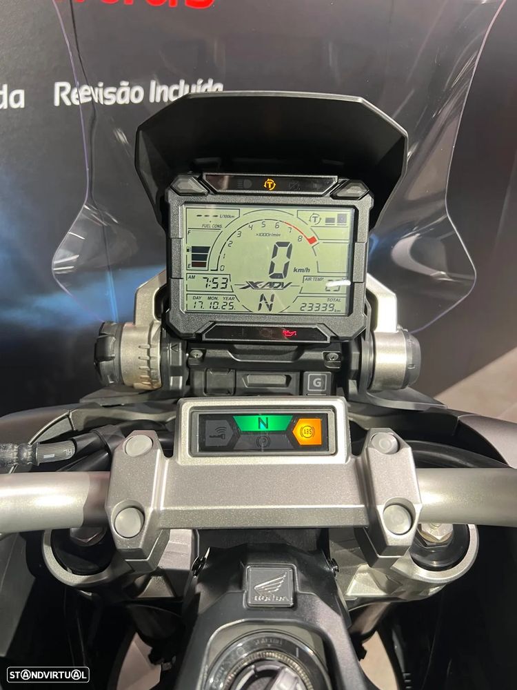 Honda X-ADV 750 - 4