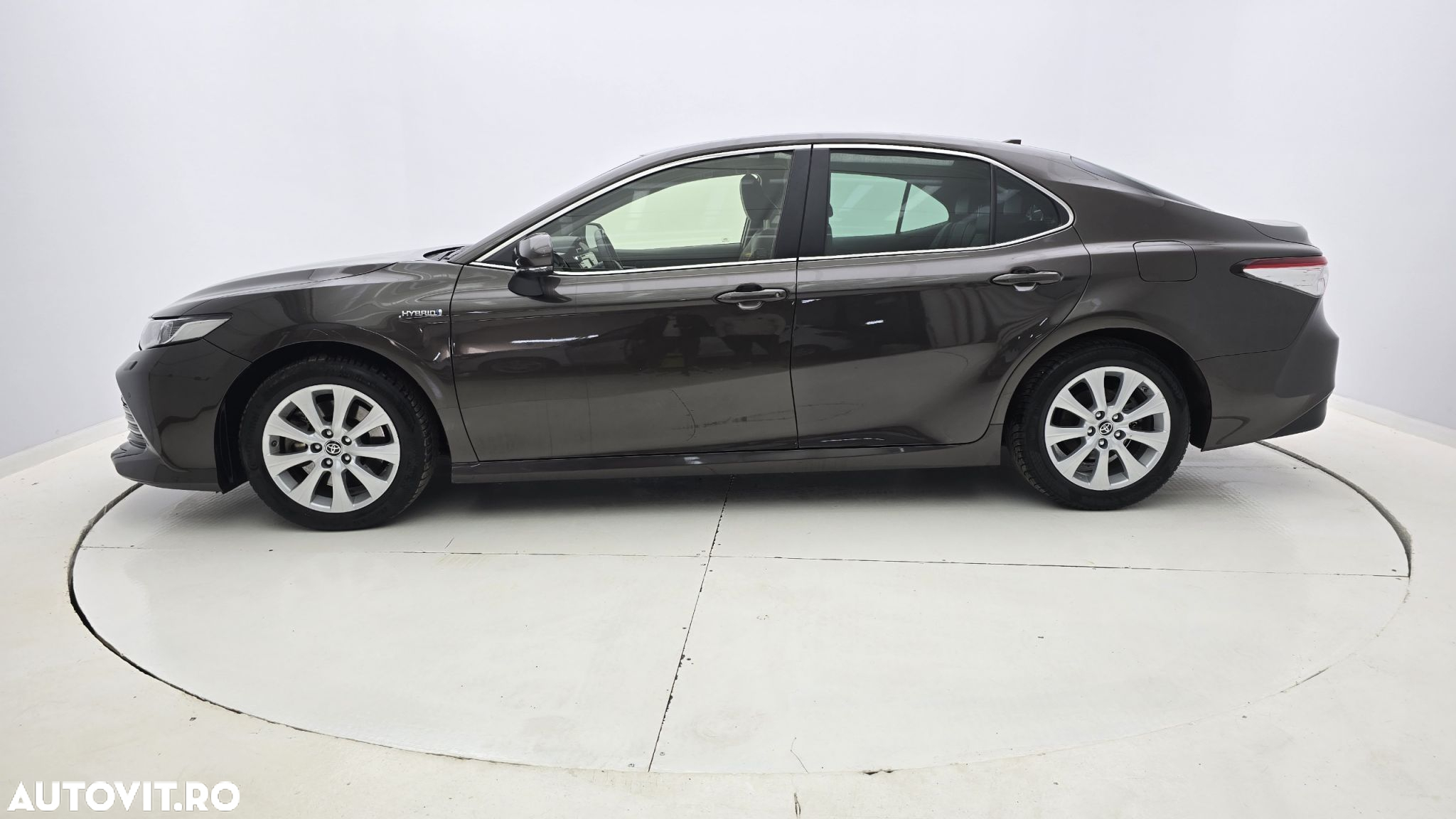 Toyota Camry - 9