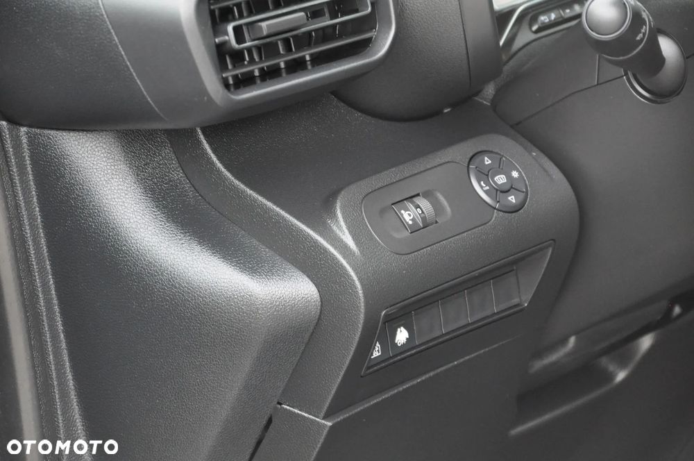 Citroën Berlingo M BlueHDi 130 SHINE - 40