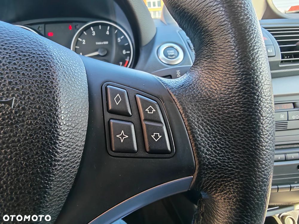 BMW Seria 1 - 29