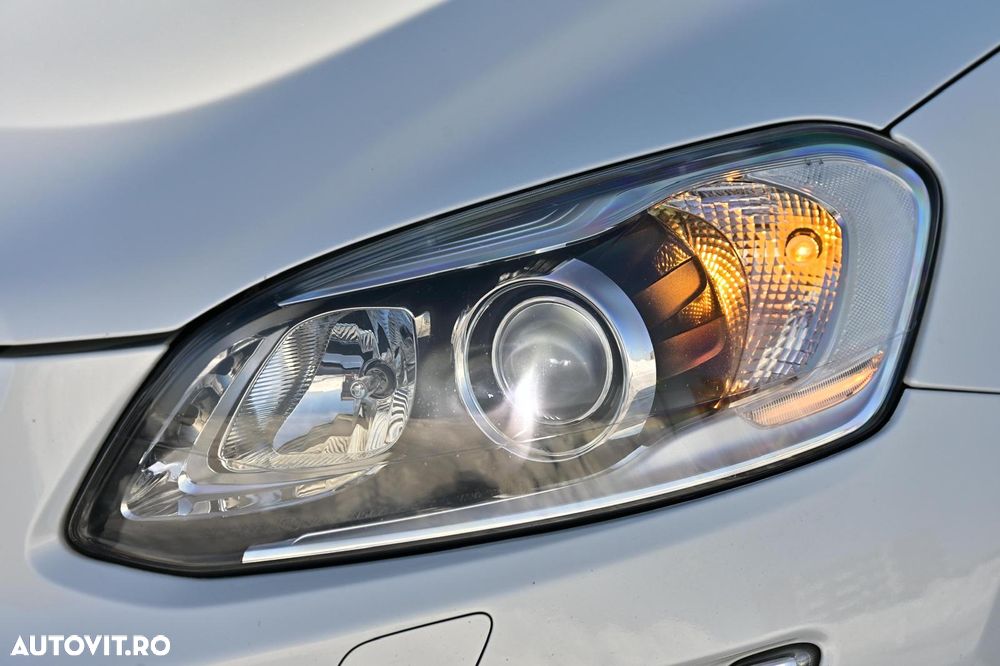 Volvo XC 60 D4 Geartronic Summum - 11