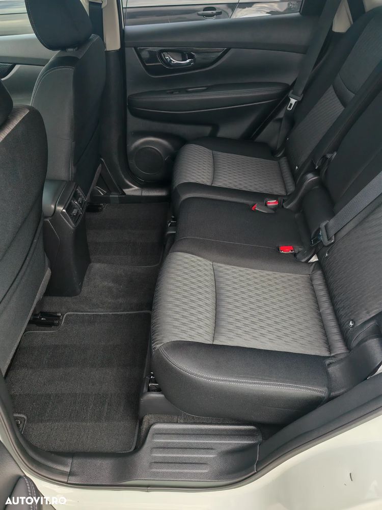 Nissan X-Trail 1.6 dCi Tekna - 32