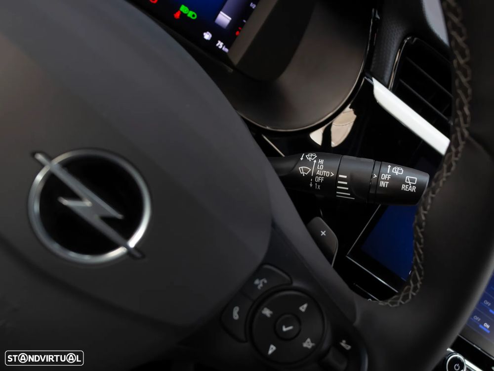 Opel Corsa 1.2 T Hybrid EdCT - 26