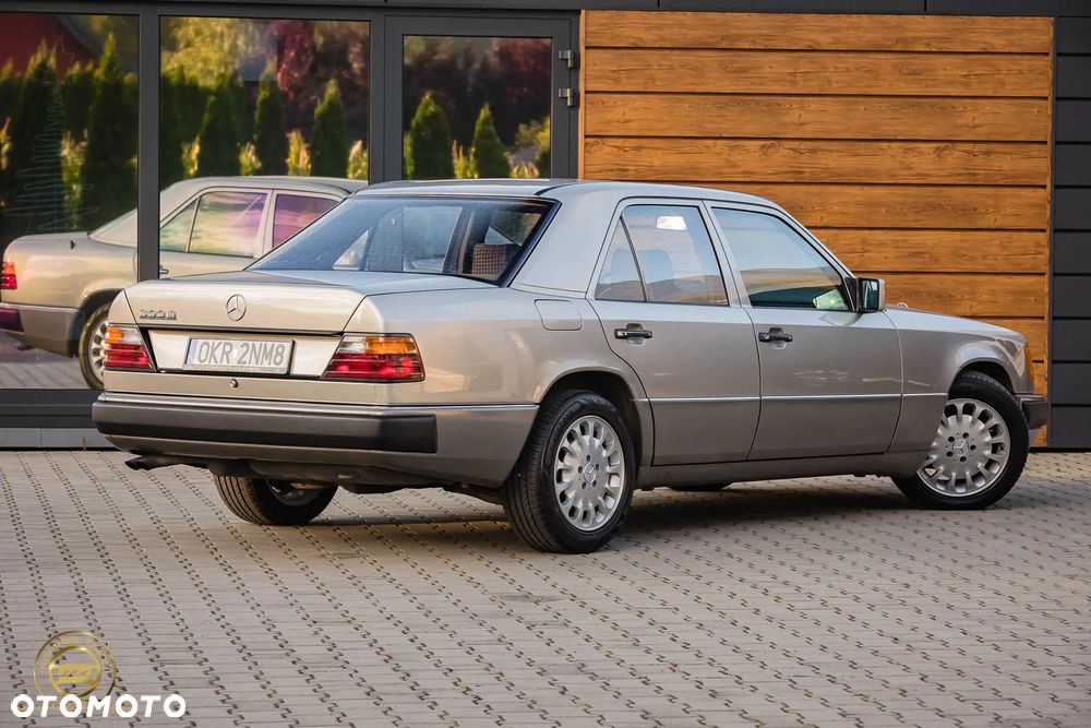 Mercedes-Benz W124 (1984-1993) - 3