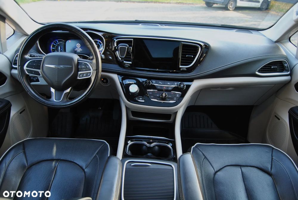 Chrysler Pacifica 2022