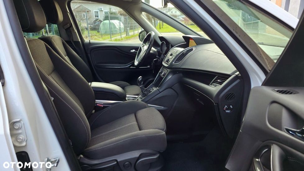 Opel Zafira Tourer 2.0 CDTI Innovation - 16