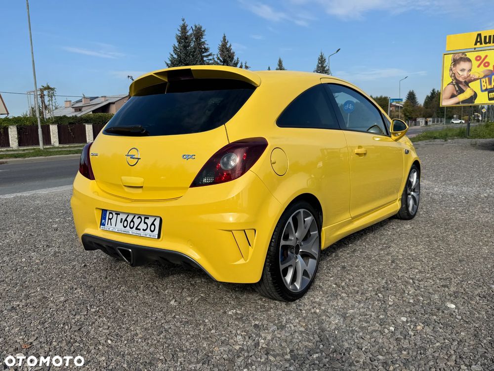 Opel Corsa 1.6 T OPC - 15