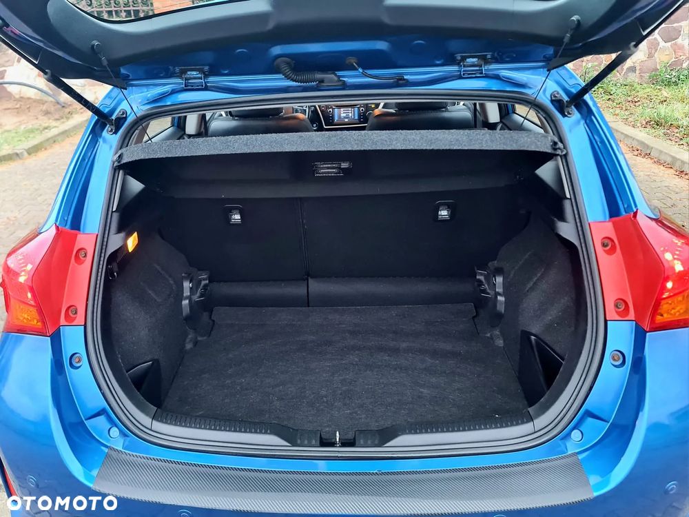 Toyota Auris 2.0 D-4D Executive - 36