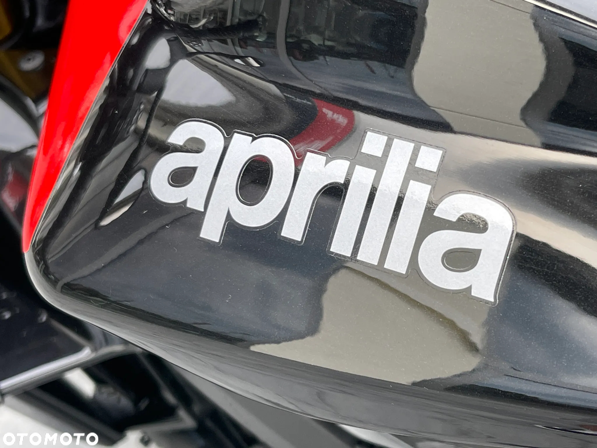 Aprilia Tuono - 15