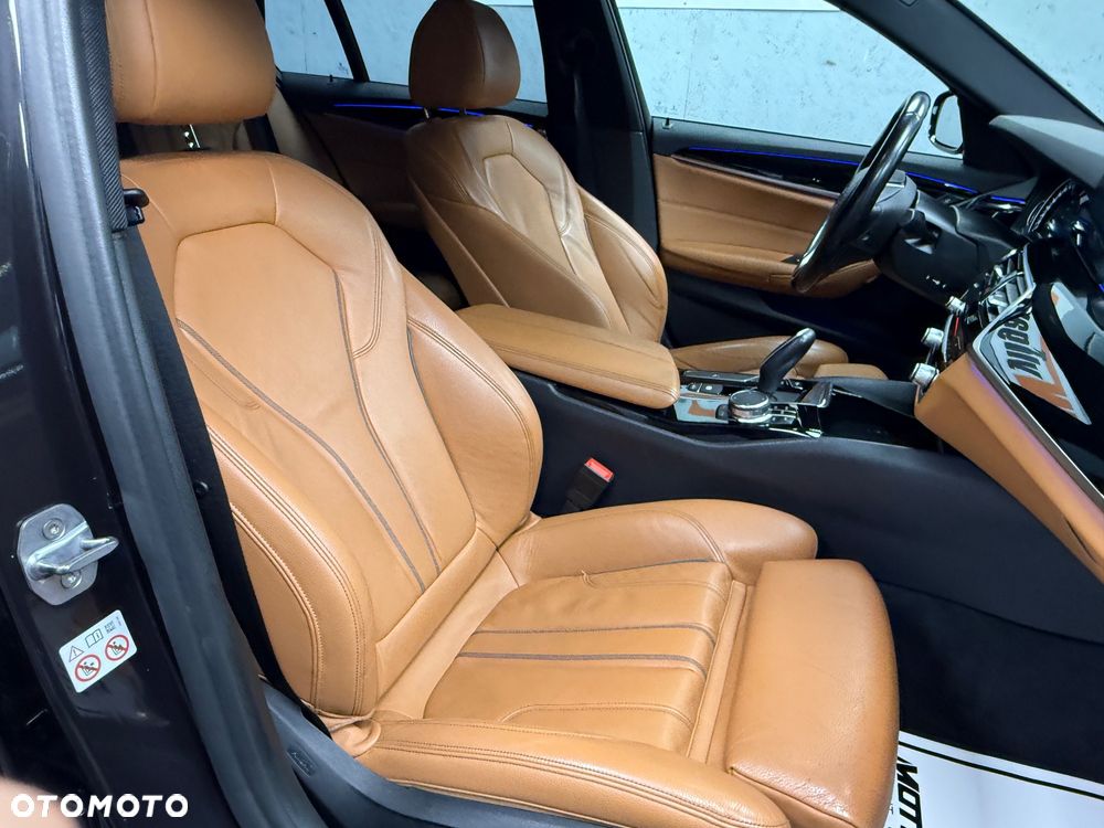 BMW Seria 5 520d Luxury Line sport - 10