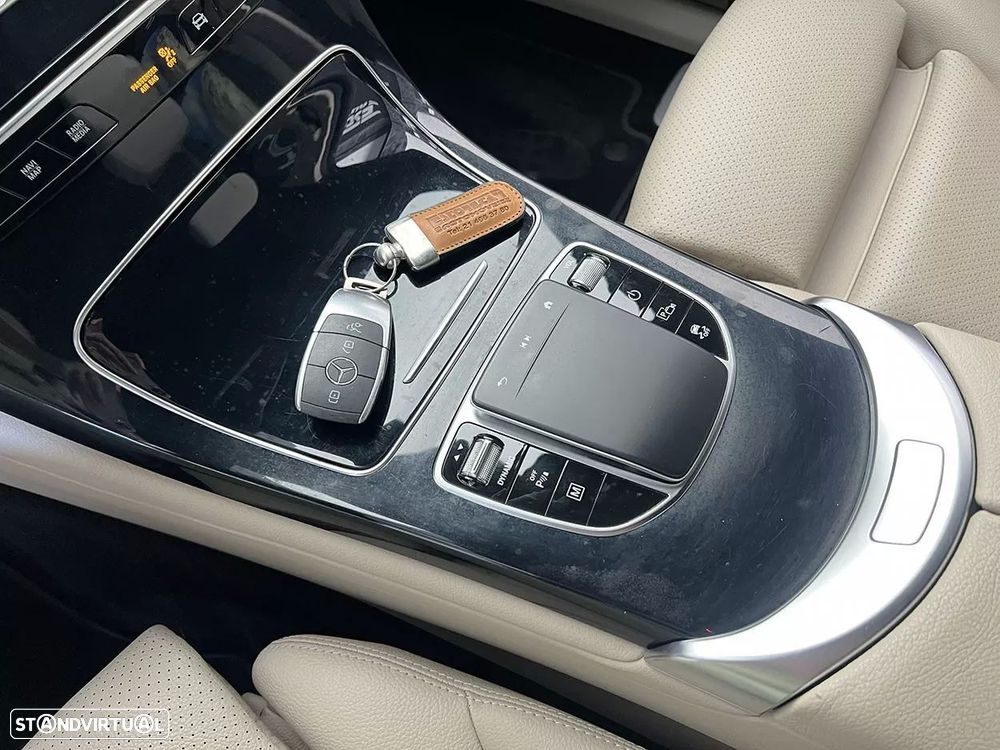 Mercedes-Benz GLC 300 de Coupe 4Matic 9G-TRONIC - 17
