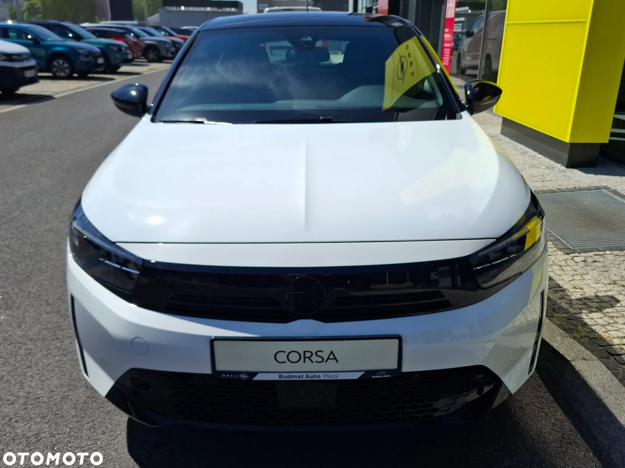 Opel Corsa 1.2 GS S&S - 9