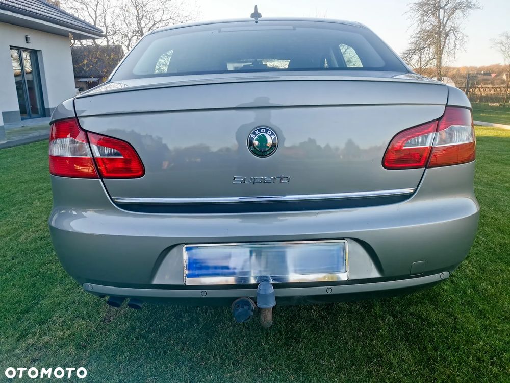 Skoda Superb 1.6 TDI Ambition Greenline - 4